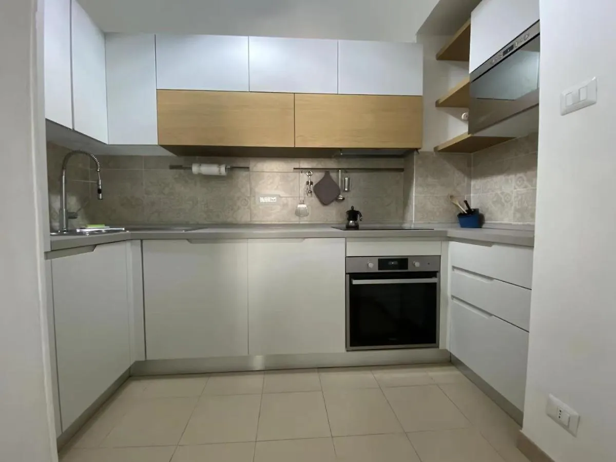 Cavour 44616 Apartment Rome Italy