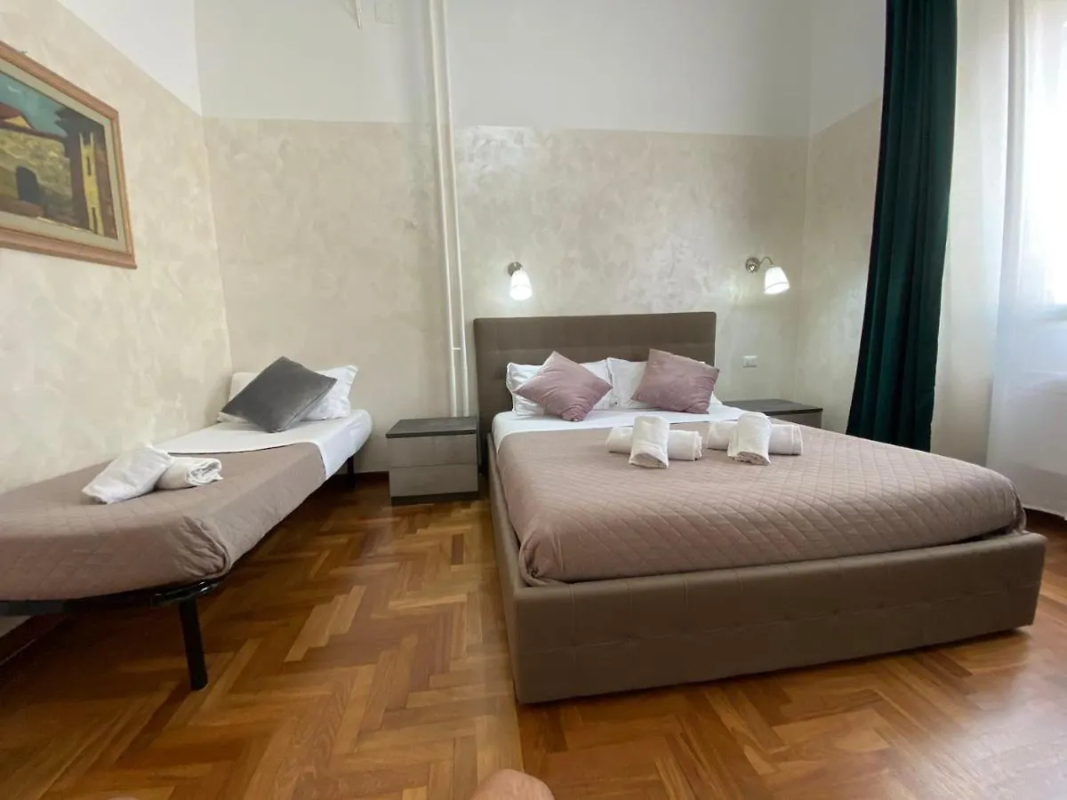 Cavour 44616 Apartment Rome